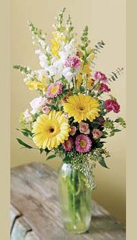 The FTD� Birthday Cheer� Bouquet