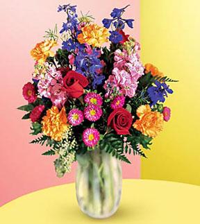 The FTD� Lush Life � Bouquet