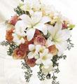 The FTD� Peach Dream� Bouquet